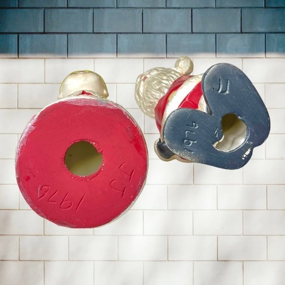 Vintage Kissing Santa & Mrs Claus Ceramic Figurines 2 Piece Set - Picture 6 of 6